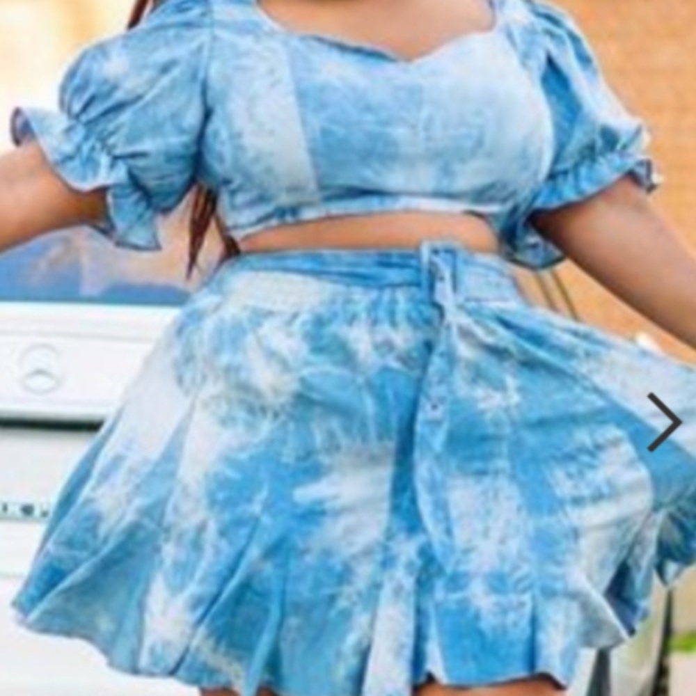 Two piece skirt set. Light weight outfit